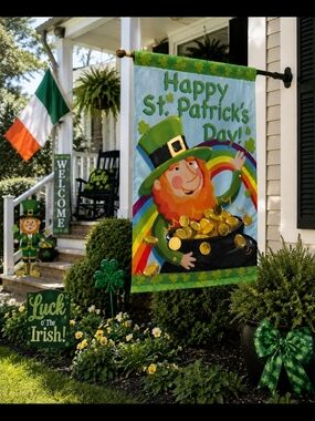 NWT New Creative Happy St. Patrick's Day Large House Flag 28" x 40" Leprechaun R
